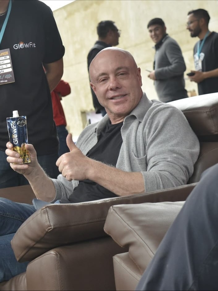 Cliente Feliz con GlowFit